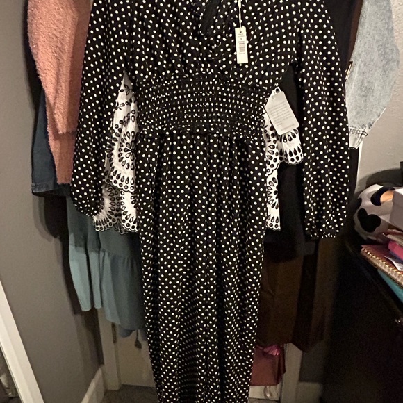 Max Studio Black and White Polka Dot Jumpsuit with Wide-Leg Design - Picture 2 of 4